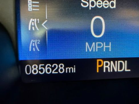 Used 2017 Ford Focus SE w/ Cold Weather Package FWD image 38