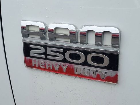 Used 2012 RAM 2500 SLT image 29
