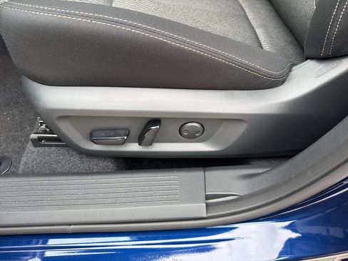 New 2026 Nissan Rogue SV AWD/4WD image 15