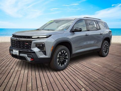 New 2026 Chevrolet Traverse Z71 w/ Enhanced Driving Package AWD/4WD image 2