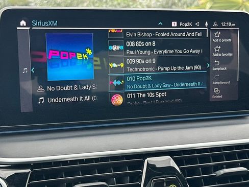 Used 2023 BMW 530e 530e iPerformance w/ M Sport Package image 19