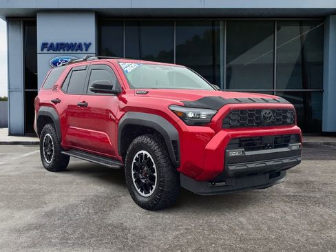 Used 2025 Toyota 4Runner TRD Off-Road Premium w/ Tow Technology Package image 2