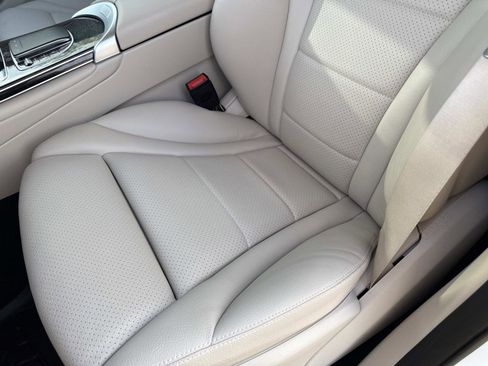 Used 2022 Mercedes-Benz GLC 300 image 20