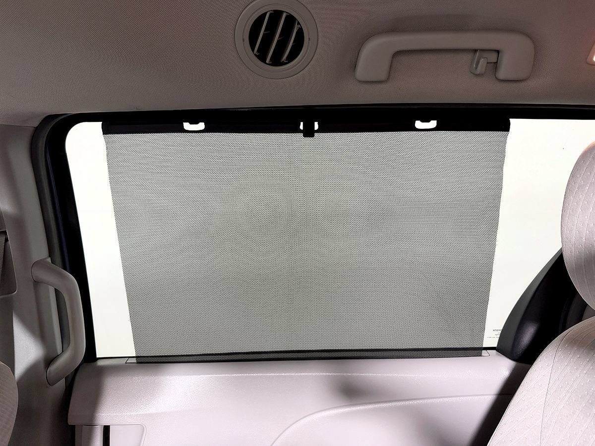 Used 2017 Toyota Sienna LE AWD/4WD image 34