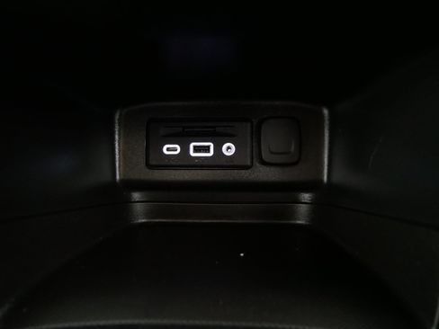 Used 2023 Chevrolet Equinox RS image 30