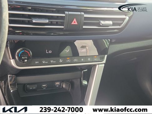 Used 2022 Kia Seltos S AWD/4WD image 25
