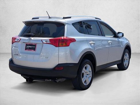 Used 2013 Toyota RAV4 LE FWD image 5