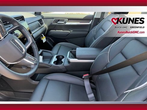 New 2026 GMC Terrain Denali w/ LPO, Floor Liner Package AWD/4WD image 11