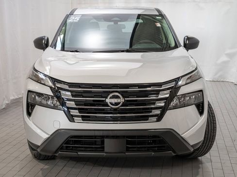 Certified 2025 Nissan Rogue S image 3