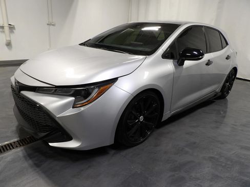 Used 2021 Toyota Corolla SE FWD image 3