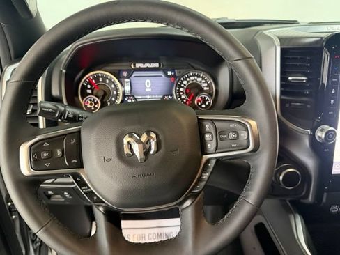 Used 2025 RAM 1500 Big Horn AWD/4WD image 24