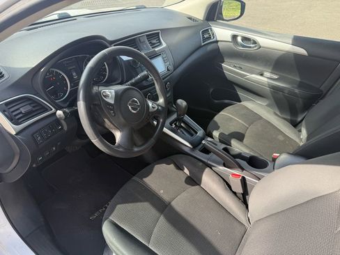 Used 2018 Nissan Sentra S image 14