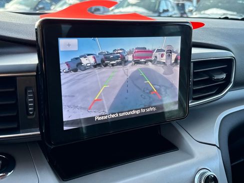 Certified 2023 Ford Explorer XLT w/ Equipment Group 202A image 23