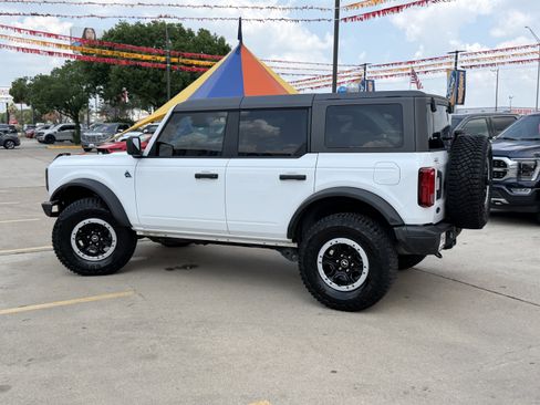 Certified 2024 Ford Bronco Black Diamond w/ Sasquatch Package AWD/4WD image 8