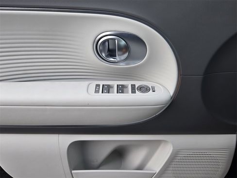 New 2026 Hyundai Ioniq 9 SEL image 14