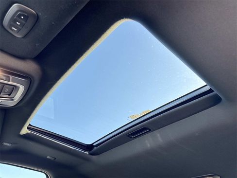 Used 2024 RAM 3500 Laramie w/ Night Edition image 22