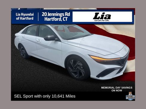 Certified 2025 Hyundai Elantra Sport FWD image 1