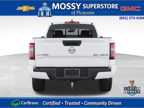 Used 2022 Nissan Frontier SV w/ Technology Package AWD/4WD image 9