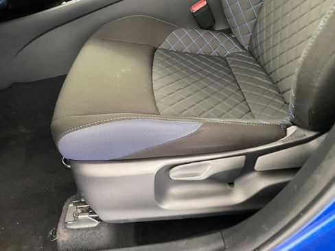 Used 2020 Toyota C-HR XLE image 13