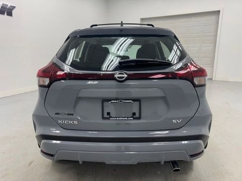 Used 2023 Nissan Kicks SV w/ Exterior Package FWD image 6