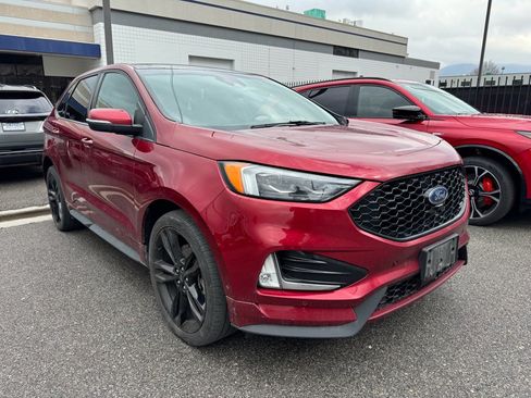 Used 2019 Ford Edge ST w/ Equipment Group 401A image 1
