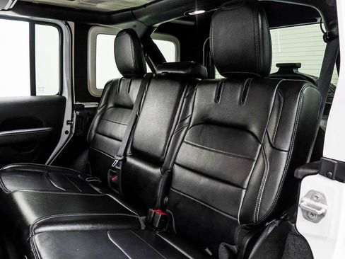 Used 2022 Jeep Wrangler Unlimited Sahara w/ Safety Group image 40