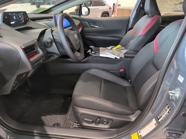 New 2027 Toyota Prius Plug-In Hybrid FWD image 8