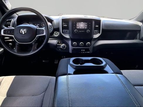 Used 2022 RAM 1500 4x4 Crew Cab image 14