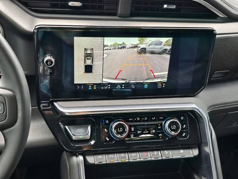 Used 2023 GMC Sierra 1500 Denali AWD/4WD image 15
