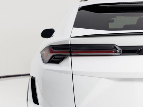 Used 2024 Lamborghini Urus S image 90