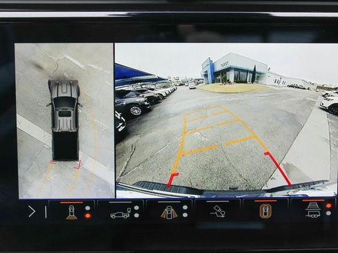 Used 2024 GMC Sierra 3500 Denali Ultimate image 40