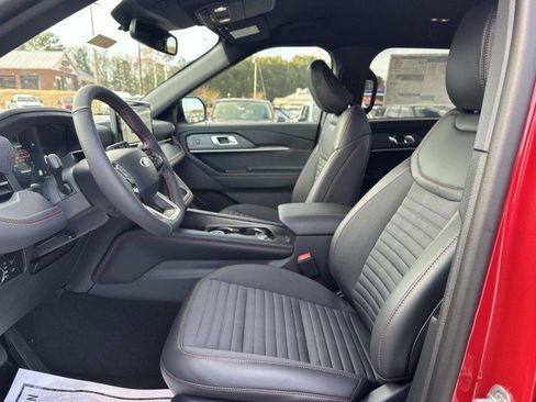 New 2026 Ford Explorer ST-Line w/ ST-Line Street Pack image 9