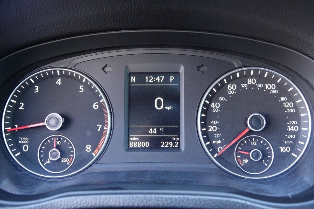 Used 2012 Volkswagen Passat 2.5 SE FWD image 79