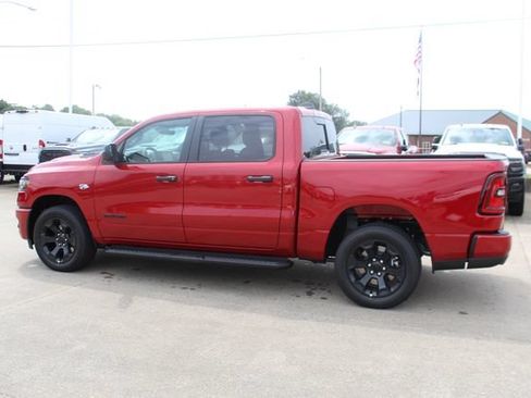 New 2026 RAM 1500 Express AWD/4WD image 3