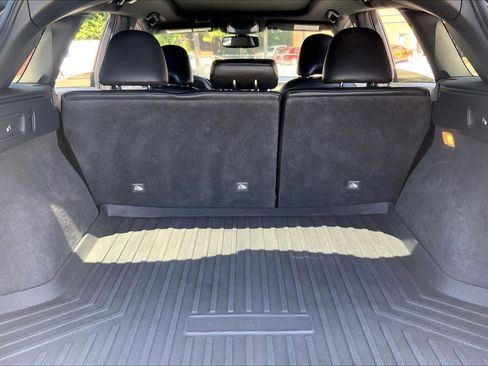 Used 2021 INFINITI QX50 Luxe w/ Appearance Package FWD image 34