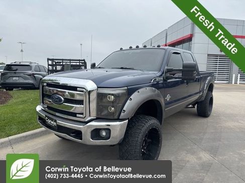 Used 2013 Ford F250 Lariat w/ Lariat Interior Pkg AWD/4WD image 8