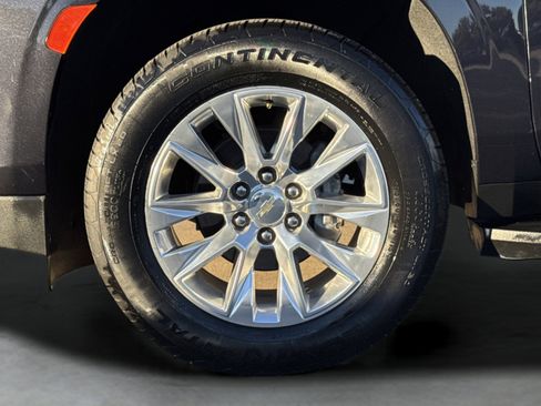 Used 2024 Chevrolet Tahoe Premier image 11