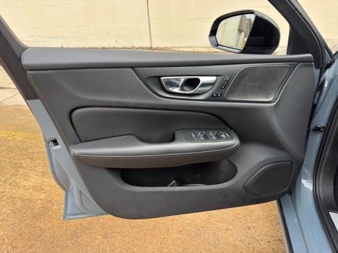 Used 2024 Volvo S60 B5 Plus AWD/4WD image 40