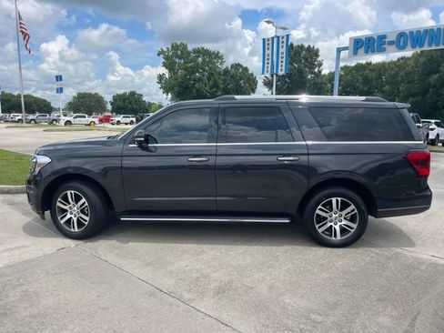 Used 2023 Ford Expedition Max Limited AWD/4WD image 3