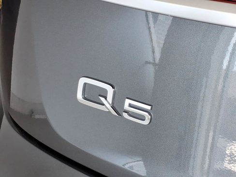 Used 2023 Audi Q5 2.0T Premium w/ Convenience Package AWD/4WD image 18