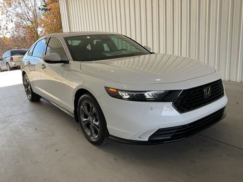 New 2025 Honda Accord EX-L image 25