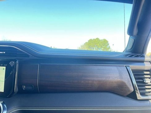 Used 2024 GMC Sierra 1500 Denali Ultimate image 29