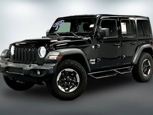 Used 2018 Jeep Wrangler Unlimited Sport S AWD/4WD image 3