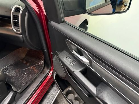 Used 2019 RAM 1500 Big Horn AWD/4WD image 33