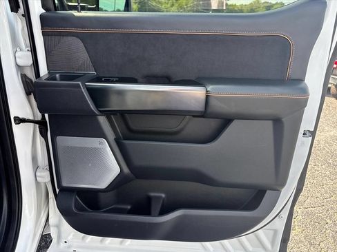 Used 2023 Ford F250 Platinum AWD/4WD image 16