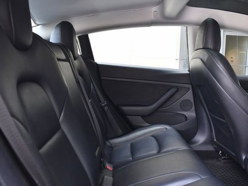 Used 2022 Tesla Model 3 RWD image 23