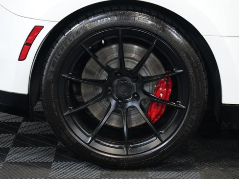 Used 2018 Chevrolet Camaro ZL1 RWD image 52