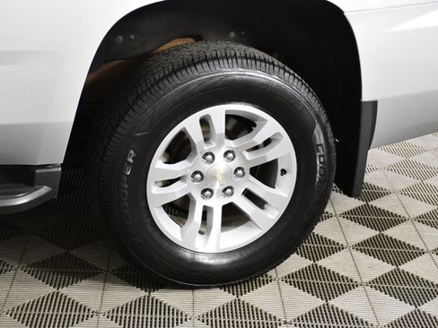 Used 2018 Chevrolet Tahoe LS AWD/4WD image 53