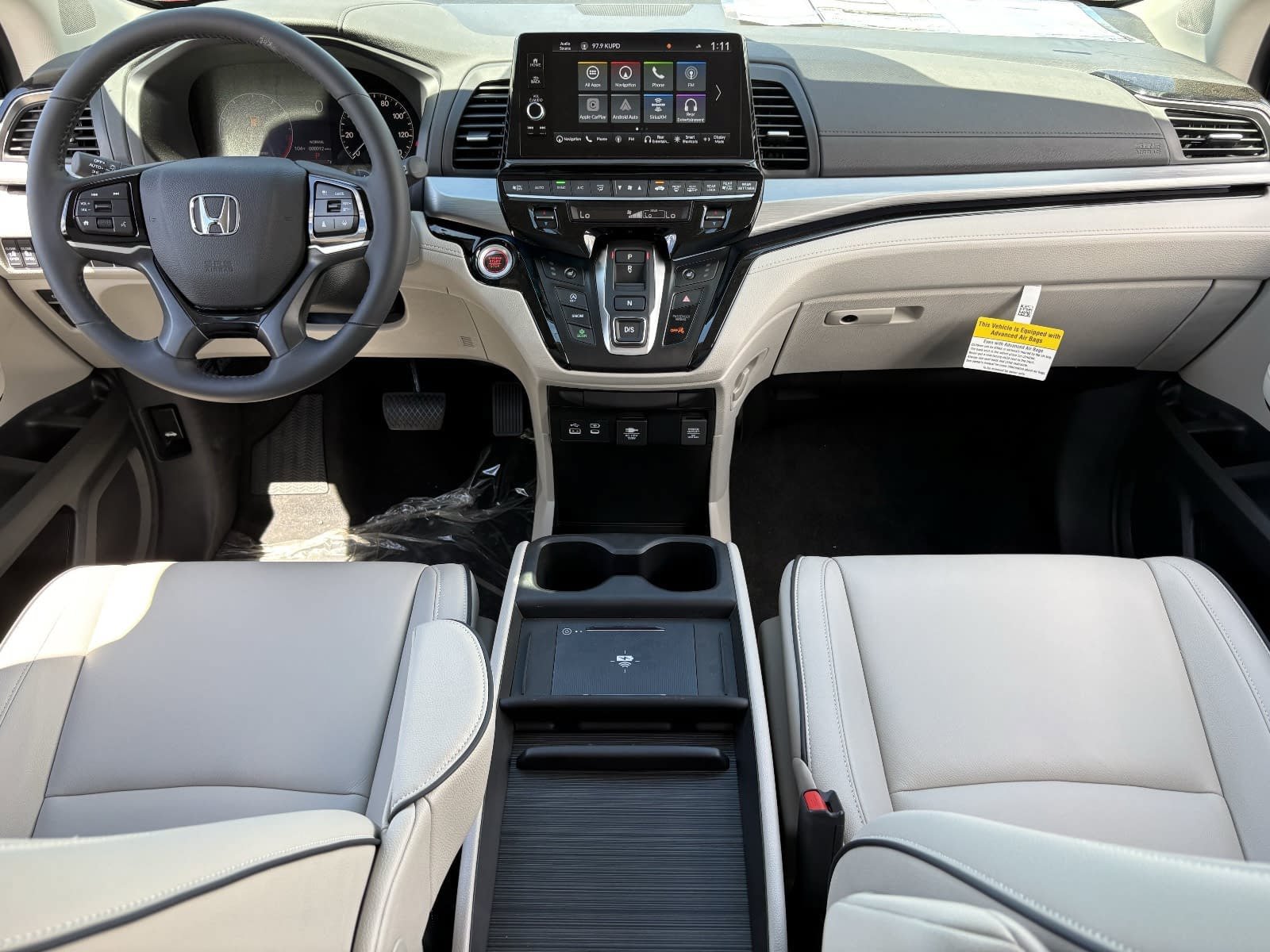 New 2026 Honda Odyssey Touring image 17