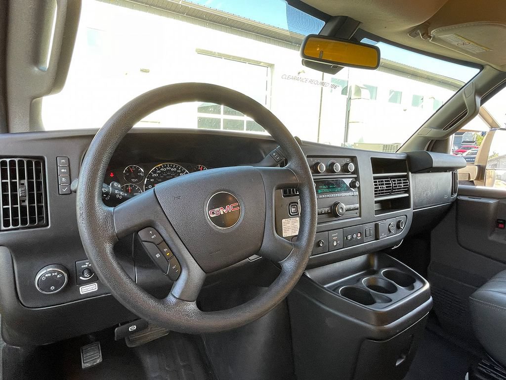 Used 2021 GMC Savana 3500 Extended w/ Power Convenience Package RWD image 22